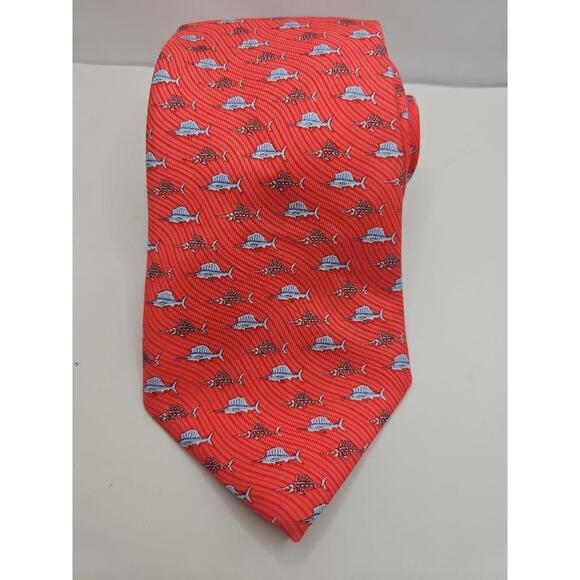 Vineyard Vines 100% Silk Tie Necktie Pink Sailfish 3.5 x 61 - Picture 1 of 4